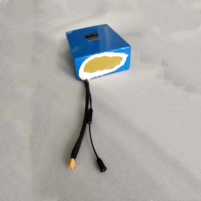 بسته باتری لیتیوم 18650 13S10P 48v 30ah بسته باتری برای دوچرخه های الکتریکی