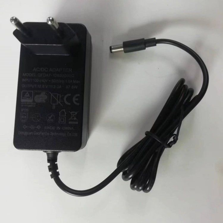 12.6v 3a AC Dc Adapter Charger European Standard Plug Dc5.5x2.1mm مرد