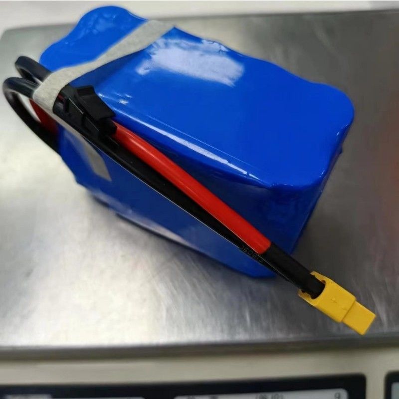 بسته باتری سفارشی 5S2P 18650 باتری های لیتیوم 18.5V 5200mAh 5pcs در سری با BMS