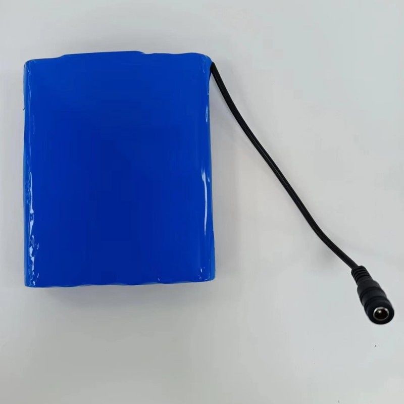 باتری لاغری 18650 6S2P 22.2V 5Ah با DC 5.5x2.1mm کنتاکتور BMS در بالا