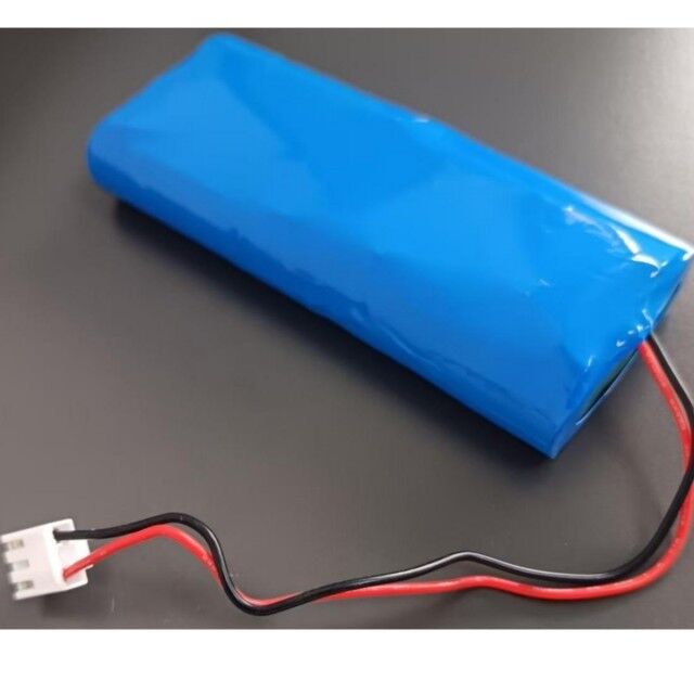 باتری لیتیوم ایون 18650 قابل شارژ 22,2v 2600mAh با کانکتور 3Pin